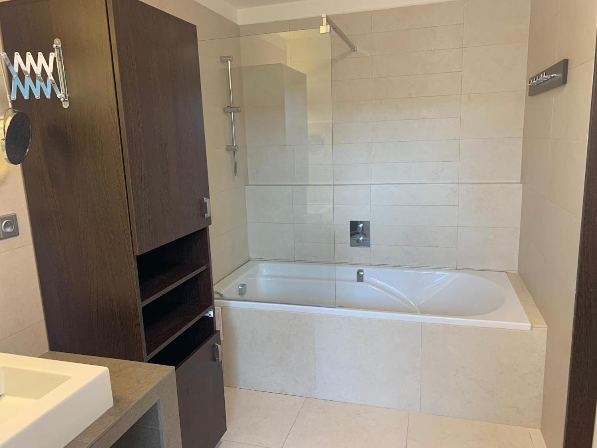 Apartman S Wellness Sluzbami Čerčany Екстериор снимка